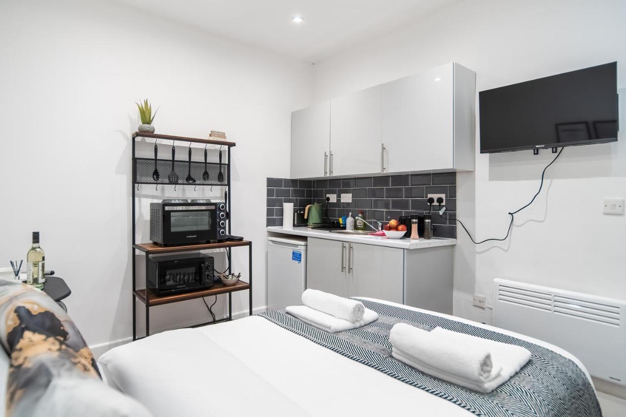 Livestay-Modern Studio Rooms In Zone 2 Londra Esterno foto