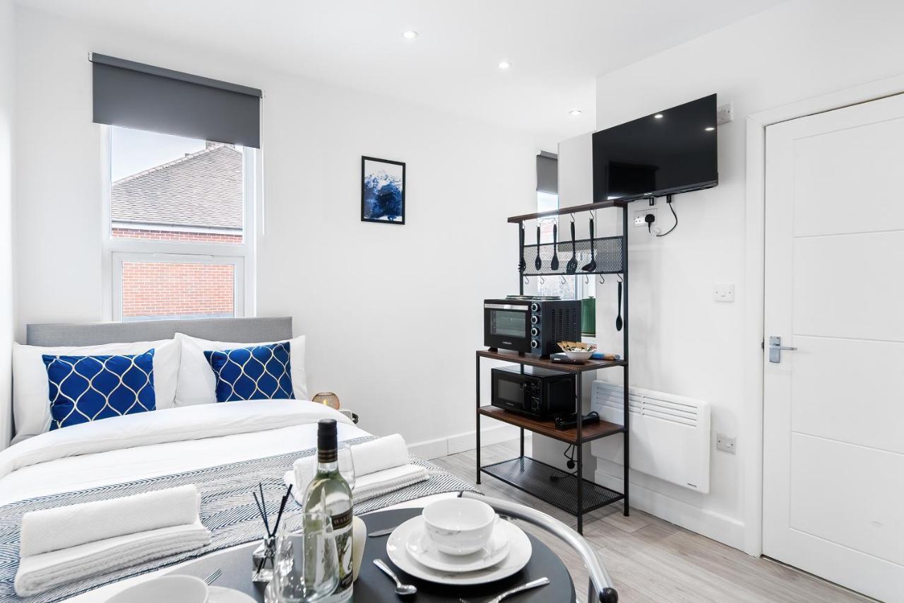 Livestay-Modern Studio Rooms In Zone 2 Londra Esterno foto