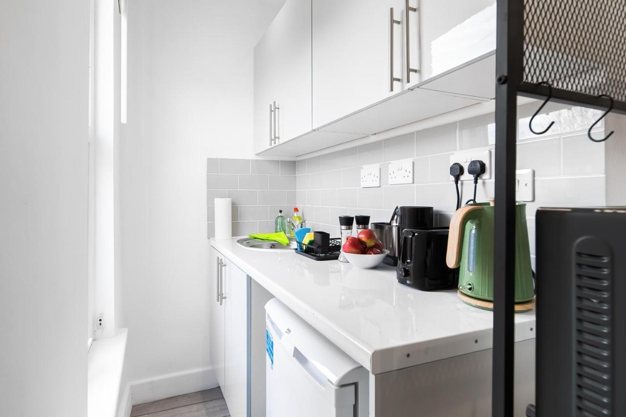 Livestay-Modern Studio Rooms In Zone 2 Londra Esterno foto