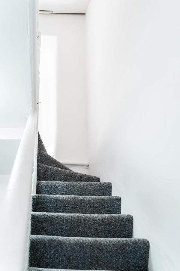 Livestay-Modern Studio Rooms In Zone 2 Londra Esterno foto