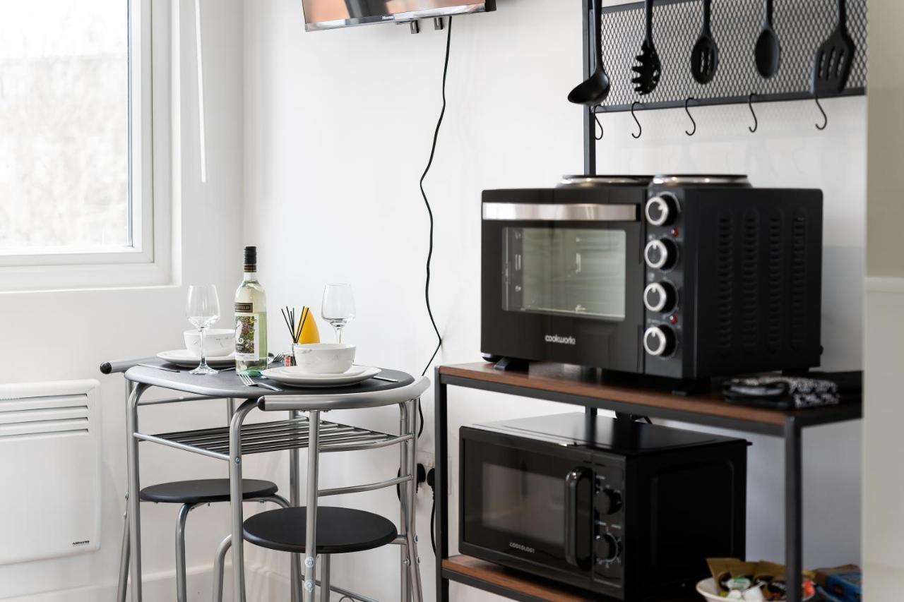 Livestay-Modern Studio Rooms In Zone 2 Londra Esterno foto